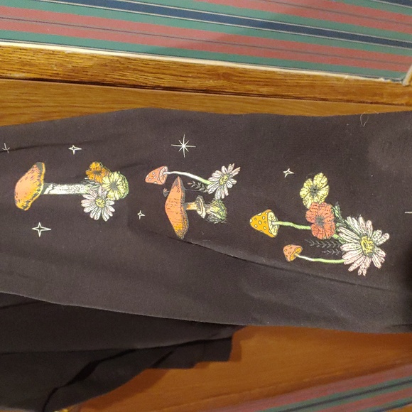 Women's Rebellious One L oversized drop shoulder hoodie - Picture 4 of 6